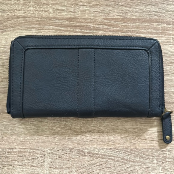 Handbags - NWOT Vintage Wallet